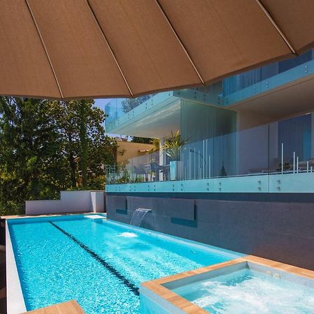 Opatija Deluxe Apartment With Swimming Pool Eksteriør billede